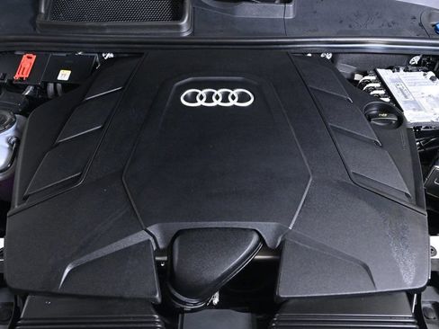 Used 2025 Audi Q7 3.0T Premium w/ Convenience Package image 22