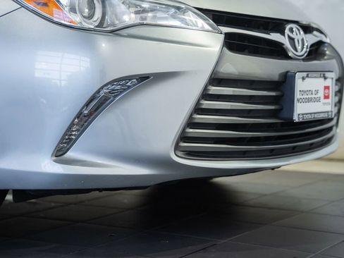 Used 2017 Toyota Camry LE FWD image 12