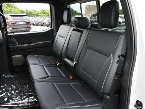 New 2026 Ford F150 Lariat w/ Equipment Group 501A Mid AWD/4WD image 18