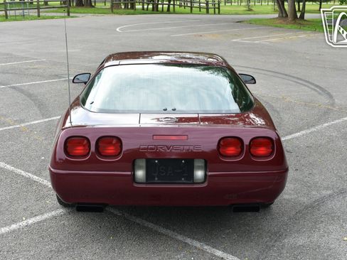 Used 1993 Chevrolet Corvette Coupe image 30