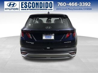 New 2026 Hyundai Tucson Blue SE video 4