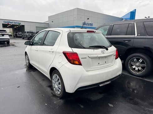 Used 2015 Toyota Yaris L FWD image 7