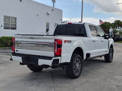 Used 2025 Ford F250 Platinum w/ Platinum Plus Package AWD/4WD image 5