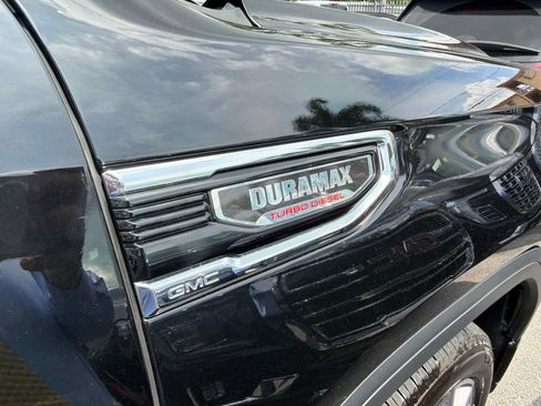 Used 2023 GMC Sierra 1500 Denali w/ Denali Reserve Package AWD/4WD image 4