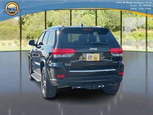 Used 2018 Jeep Grand Cherokee Limited w/ Luxury Group II image 3