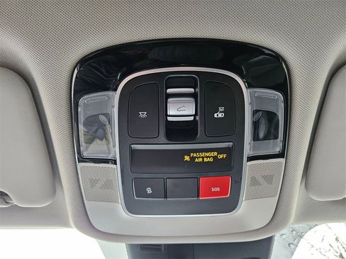 Used 2022 Hyundai Tucson Limited w/ Cargo Package image 18