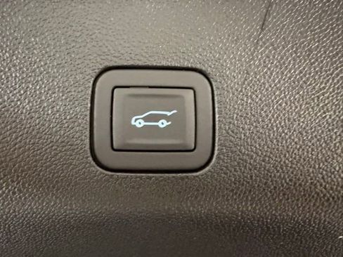 New 2025 Chevrolet Tahoe Premier image 9