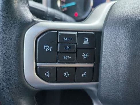 Used 2024 Ford Expedition Limited image 25