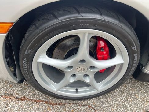 Used 2002 Porsche 911 Cabriolet image 11