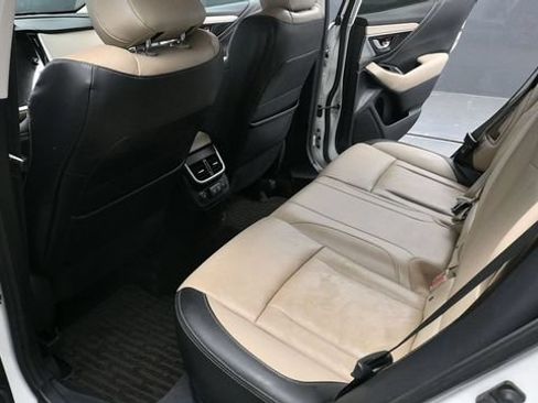 Used 2020 Subaru Outback Limited AWD/4WD image 12
