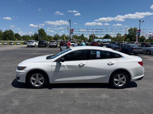 Used 2023 Chevrolet Malibu LS FWD image 7