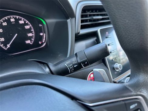 Used 2021 Honda Insight EX image 25