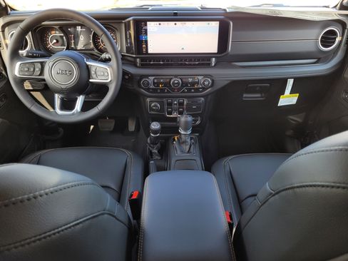 New 2025 Jeep Wrangler Sahara image 14