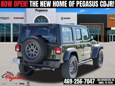 Used 2024 Jeep Wrangler Unlimited Sport AWD/4WD image 5