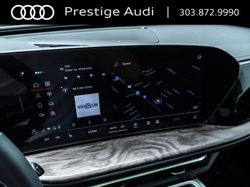 Used 2025 Audi Q5 Premium w/ Convenience Package image 17