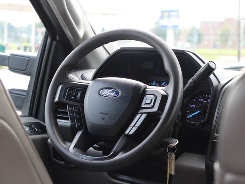 Used 2019 Ford F250 XL w/ Power Equipment Group AWD/4WD image 13