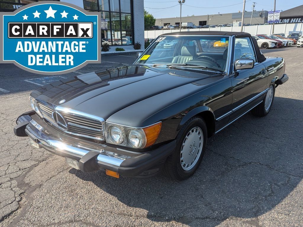 Used 1987 Mercedes-Benz 560 SL image 2