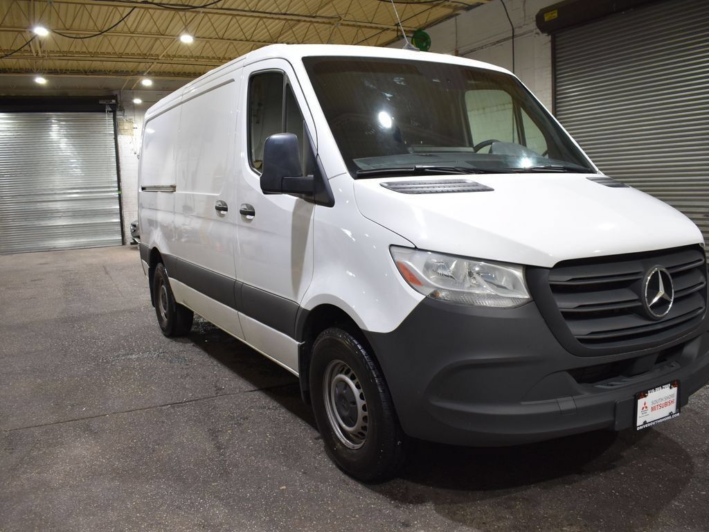 Used 2024 Mercedes-Benz Sprinter 2500 w/ Acoustic Package image 7