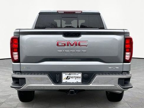 Used 2026 GMC Sierra 1500 SLE w/ Preferred Package image 6
