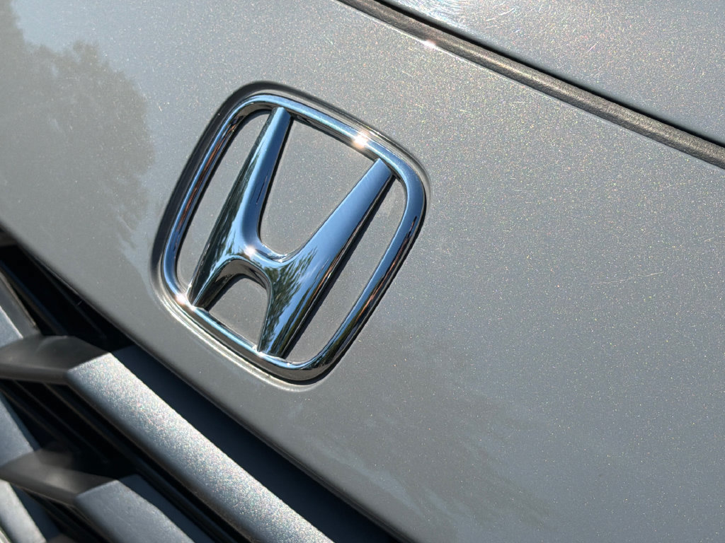 Used 2025 Honda HR-V Sport image 11
