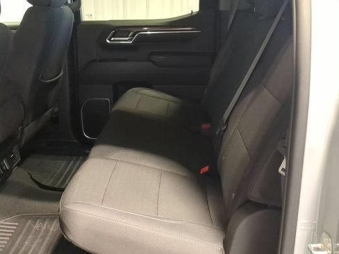 Used 2024 Chevrolet Silverado 1500 LT AWD/4WD image 19