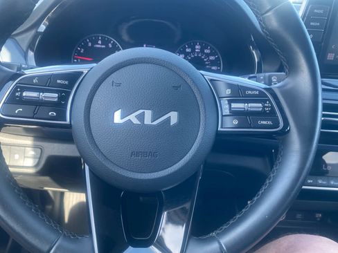 Used 2023 Kia Seltos S FWD image 13