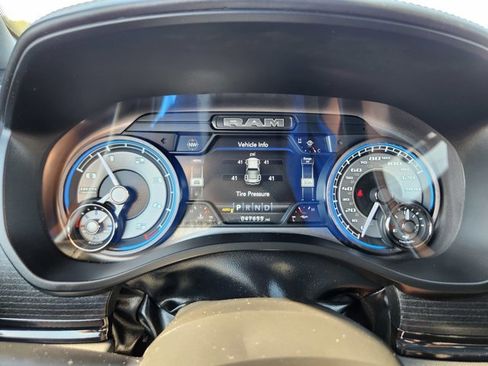 Used 2022 RAM 1500 Limited image 28