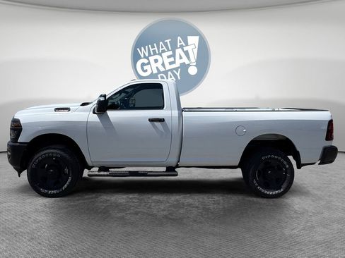 New 2026 RAM 2500 Tradesman AWD/4WD image 7