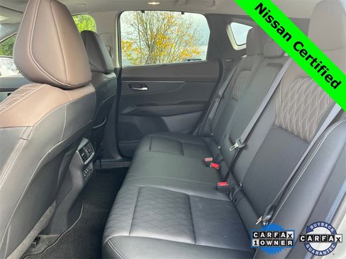 Certified 2025 Nissan Murano Platinum w/ Cargo Package image 17