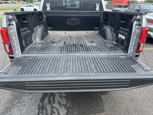 Used 2020 Ford F150 Lariat w/ Equipment Group 502A Luxury AWD/4WD image 10