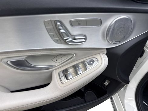 Used 2016 Mercedes-Benz C 300 4MATIC Sedan image 31