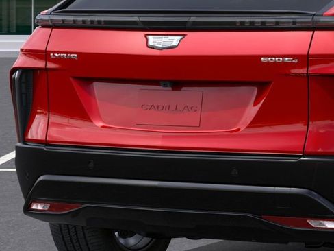 New 2026 Cadillac Lyriq Sport AWD/4WD image 14