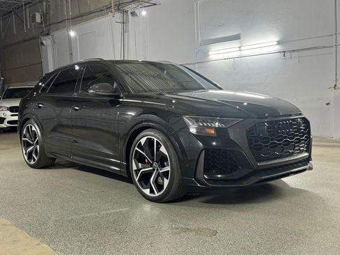 Used 2023 Audi RS Q8 w/ Black Optic Package AWD/4WD image 3