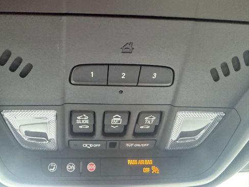 Used 2023 Buick Enclave Essence w/ Experience Buick Package image 14