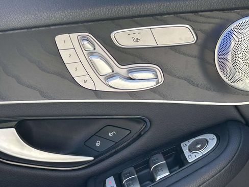 Used 2017 Mercedes-Benz GLC 300 4MATIC image 16