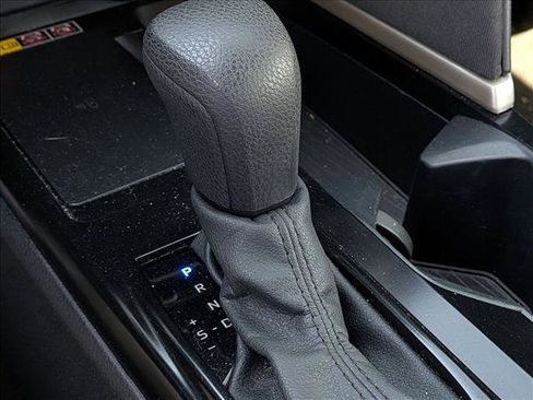 Used 2025 Toyota Camry LE image 3