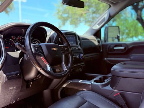 Used 2022 Chevrolet Silverado 2500 LTZ w/ LTZ Plus Package AWD/4WD image 22