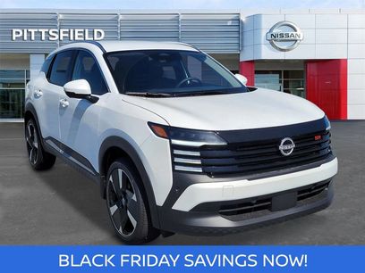 New 2025 Nissan Kicks SR