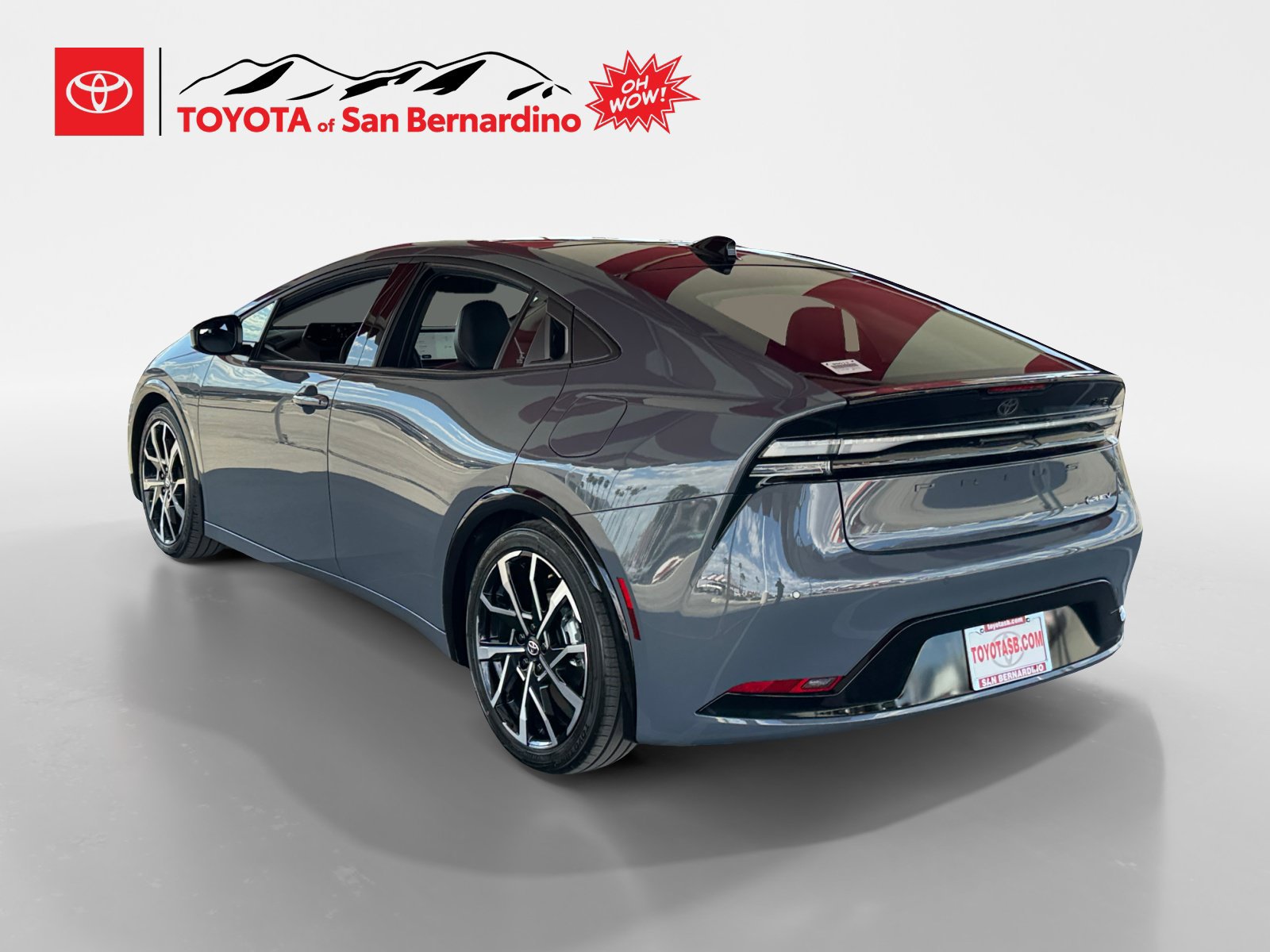 New 2027 Toyota Prius Plug-In Hybrid FWD image 3