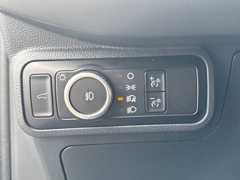 Used 2025 Ford Explorer Active w/ Active Comfort Package AWD/4WD image 15