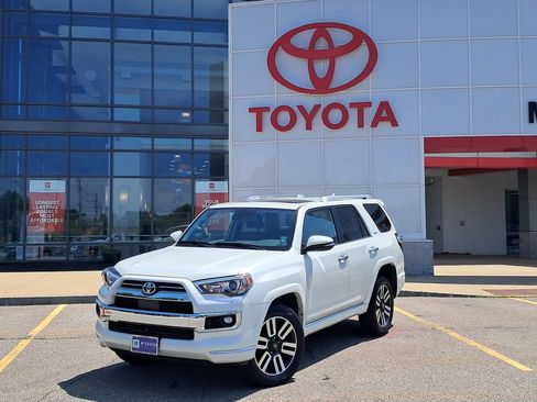 Used 2023 Toyota 4Runner Limited AWD/4WD image 1