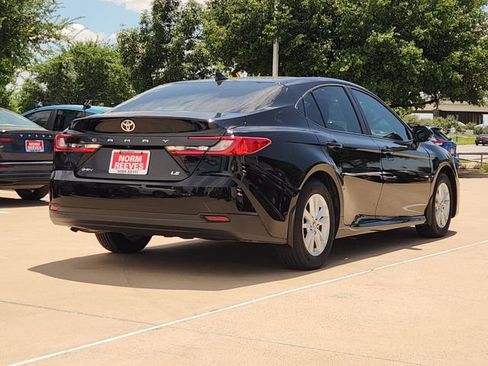 Used 2026 Toyota Camry LE FWD image 3