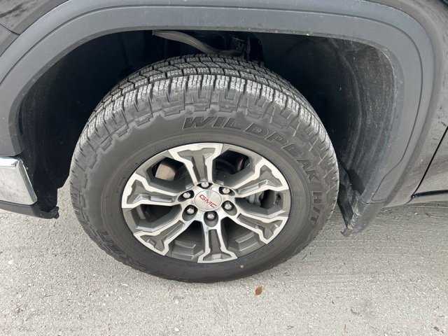 Used 2025 GMC Sierra 1500 SLT AWD/4WD image 19