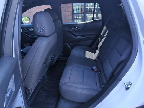 Used 2026 Chevrolet Equinox LT FWD image 23