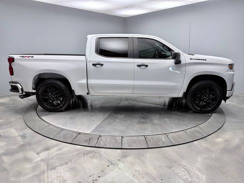 Used 2022 Chevrolet Silverado 1500 Custom w/ Rally Edition AWD/4WD image 4