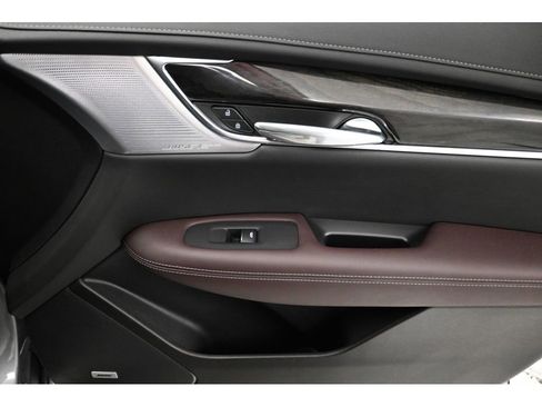 Certified 2024 Cadillac XT6 Premium Luxury w/ Technology Package AWD/4WD image 19