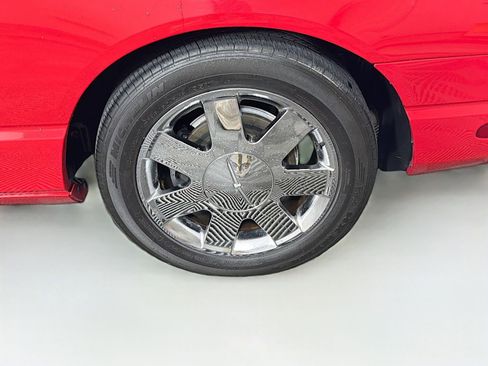 Used 2003 Ford Thunderbird RWD image 27