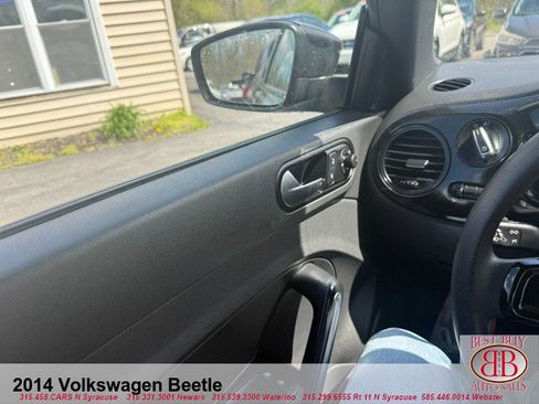 Used 2014 Volkswagen Beetle 2.5 FWD image 16
