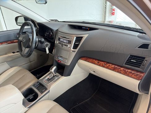 Used 2011 Subaru Legacy 2.5i Limited AWD/4WD image 30