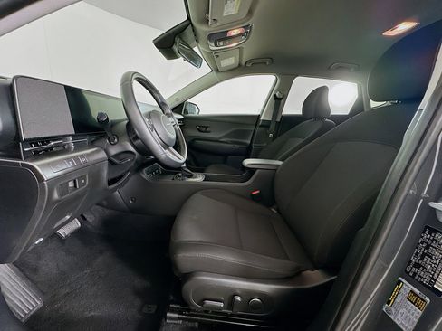 Used 2025 Hyundai Kona SEL image 13